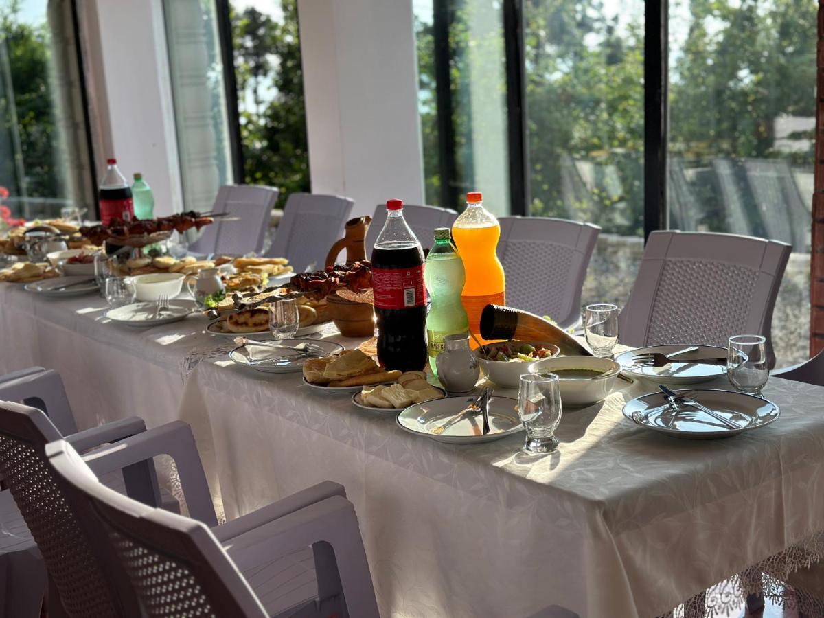 Guest House Etm Makhinjauri Bagian luar foto