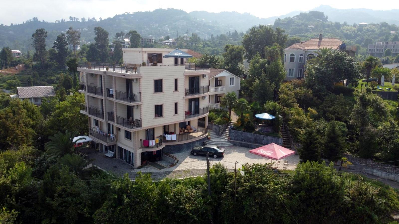 Guest House Etm Makhinjauri Bagian luar foto